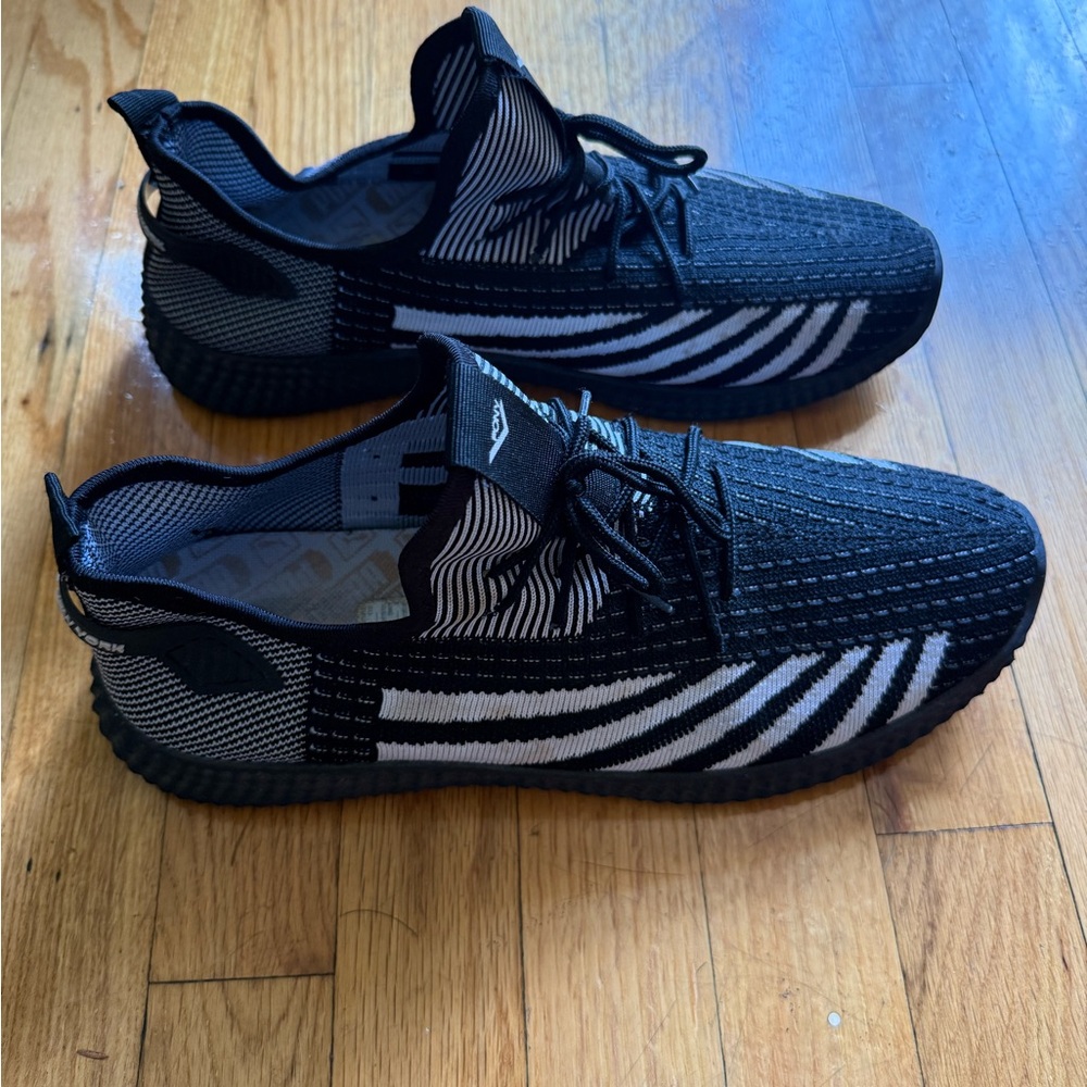 Pony Black and White Athletic Shoes